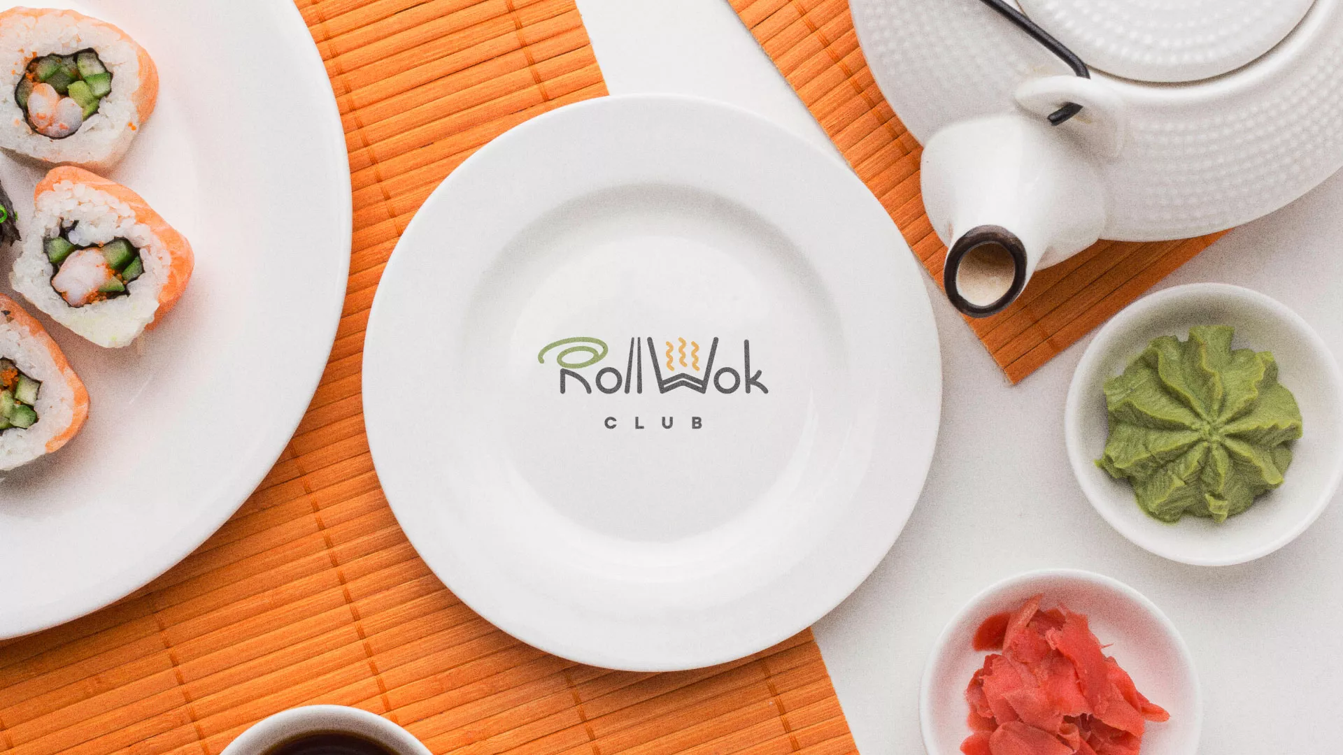 Разработка логотипа и фирменного стиля в Ряжске для суши-бара «Roll Wok Club» Разработка логотипа и фирменного стиля в Ряжске для суши-бара «Roll Wok Club»